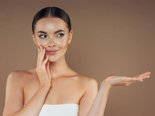 HOLIDAY HYDRA GLOW - 7 дни до плътна, сияйна кожа